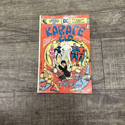 KARATE KID #1 DC 1976 SUPERBOY LEGION OF SUPER-HEROES Comic 