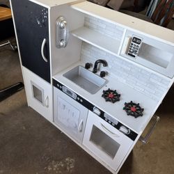 Wooden Kitchen Playset