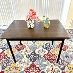  Table - Strong And Sturdy