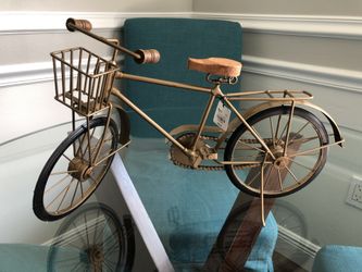 Pier1 Brand New Bicycle Sculpture