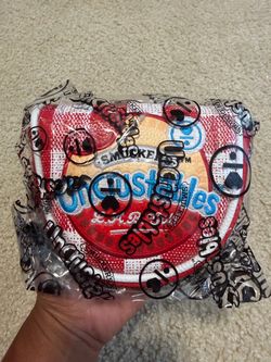 UNCRUSTABLES™ X L.A.B. STRAWBERRY HEADCOVER