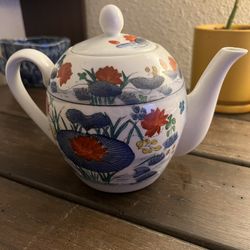 Vintage Williams Sonoma Teapot