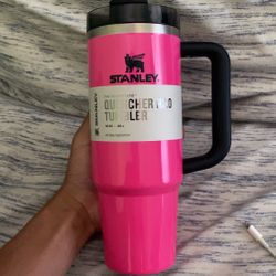 stanley quencher 2.0 hot pink