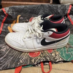 Gym Red Low 1s Sz 10 