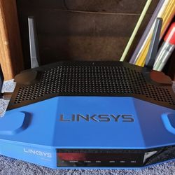 LINKSYS WRT1900AC Router