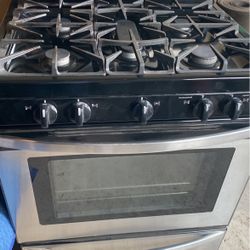 Estufa De Gas $180.00 No Funciona El Horno 