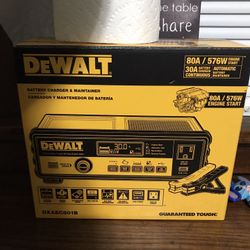 DeWalt Battery Charger &maintaner