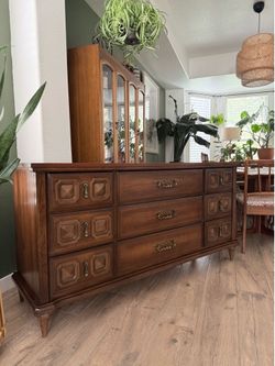 Dresser Credenza Entry Table