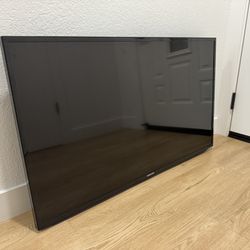 Samsung Smart TV - 46”