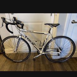 Trek Road Bike 