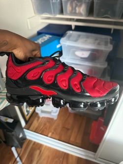 Nike Air VaporMax Plus Red Black Sneakers