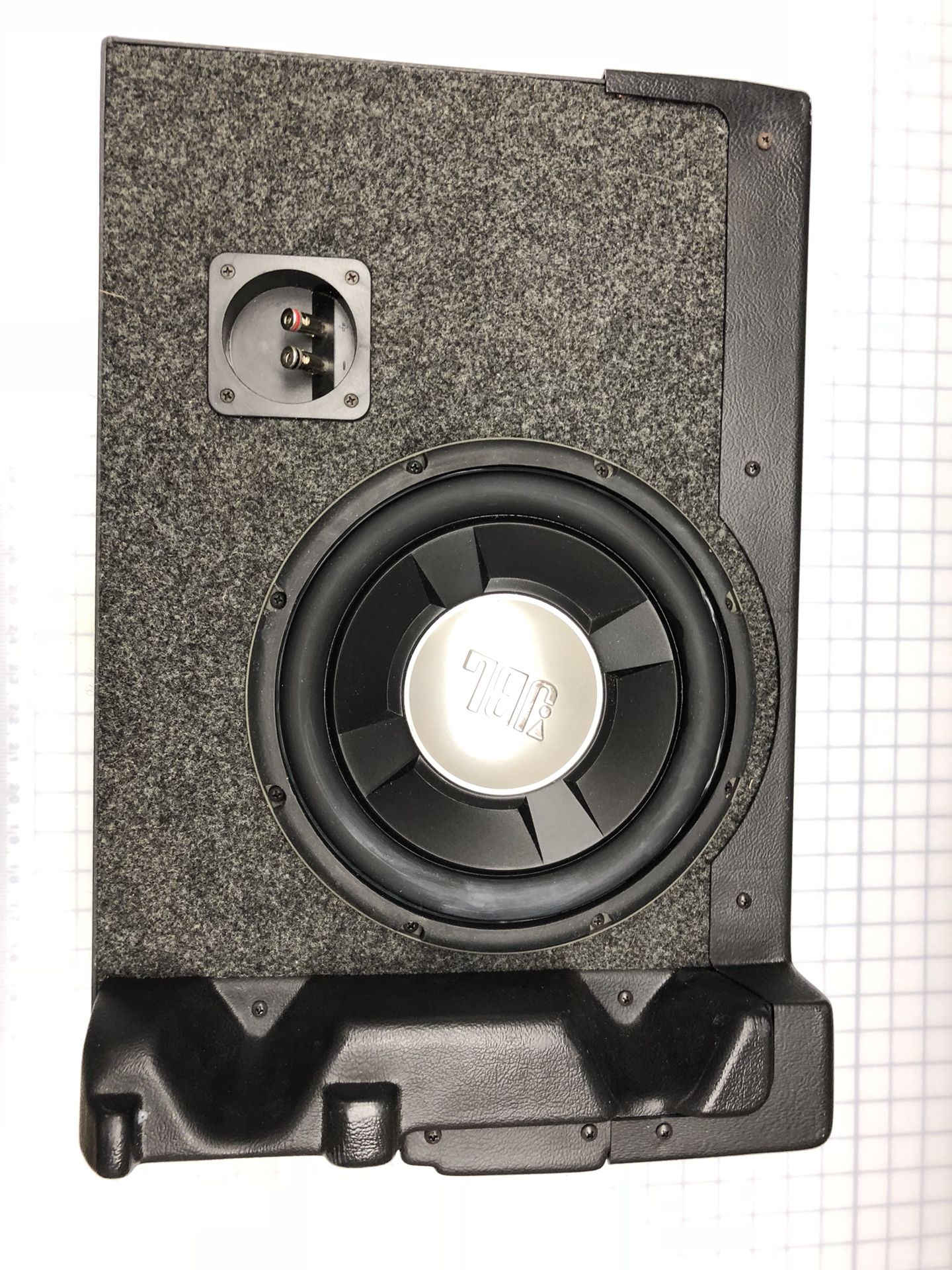 Q sub box with 10” JBL subwoofer