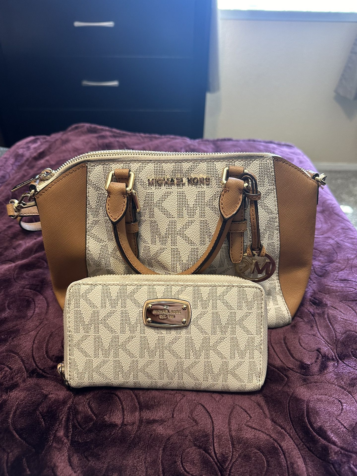 Mk Purse And Wallet