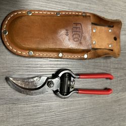 Corona Hand Pruners With Leather Pouch