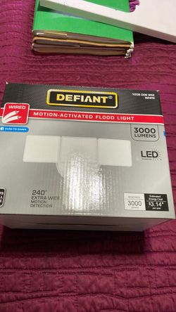 Defiant Motion-Activated LED Flood Light 3000 Lumens