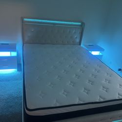 Queen LED Bed Set
