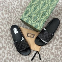 Gucci Slides $100 **READ DESCRIPTION**