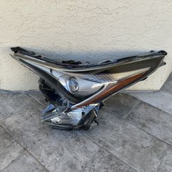 Toyota Prius Headlight 2016 - 2018, Toyota Prius Headlamp, OEM ORIGINAL TOYOTA PART, driver side 