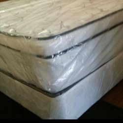Queen bed pillow top can deliver new