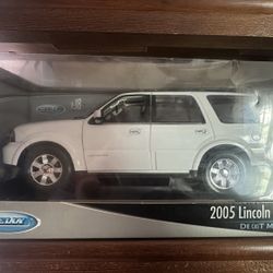 Welly 1/18 Scale Diecast