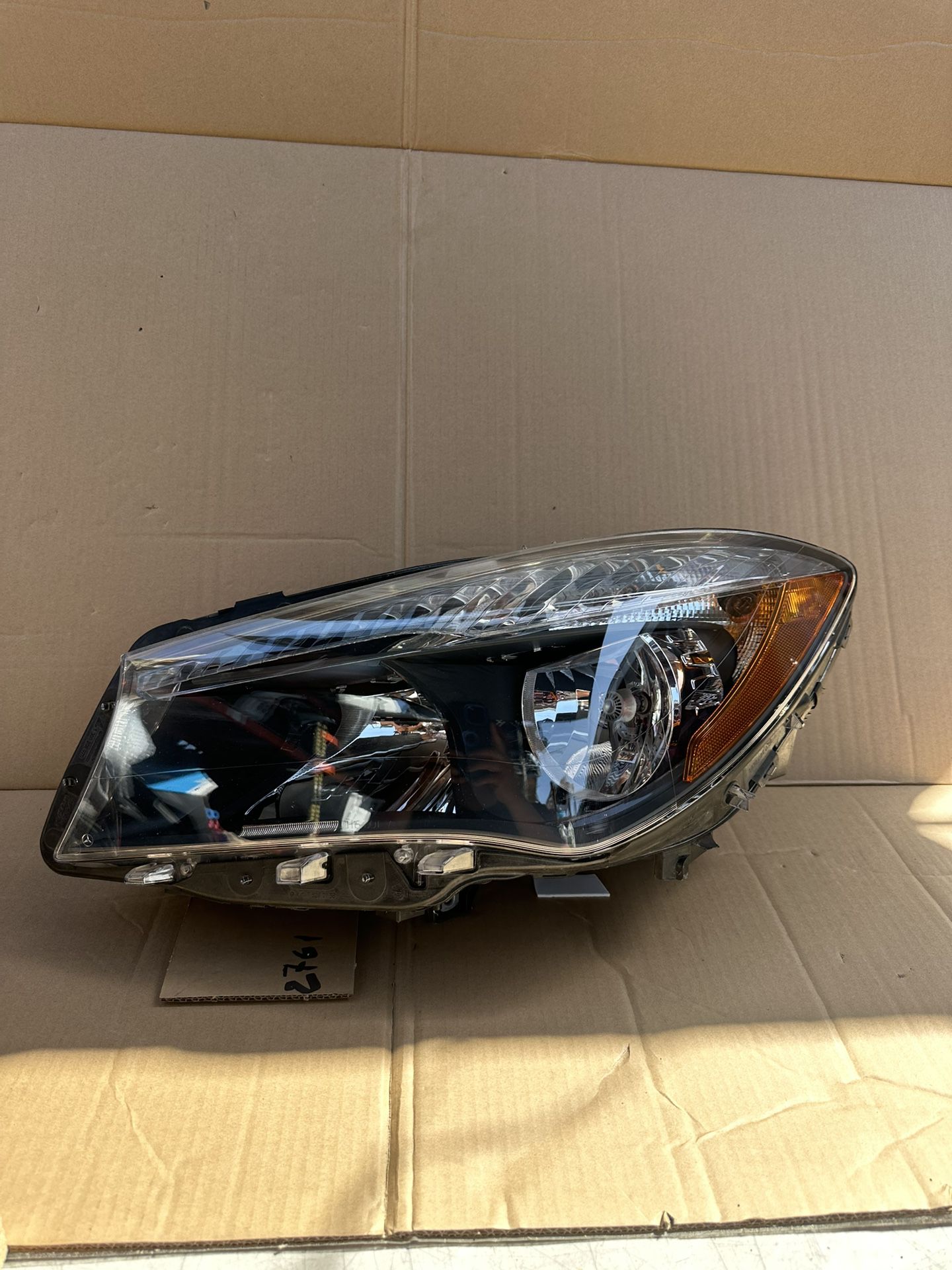 2014-2019 Mercedes CLA CLA200 CLA250 Halogen Headlight LH Left Driver OEM