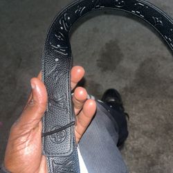 Louie Vuitton Belt
