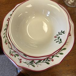 Holiday Dishes Better Homes And Garden 5 Sets