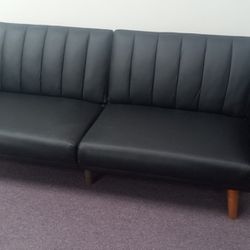 Last Futon / Sofa / Couch
