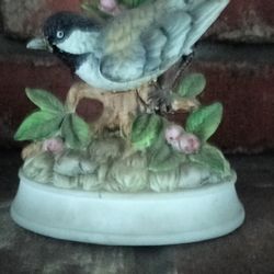 Porcelain Bird Music Box And Four Others 10