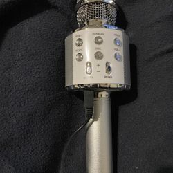 Karaoke microphone Like New
