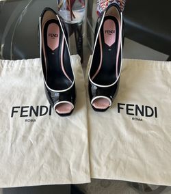 New authentic Fendi Shoes 