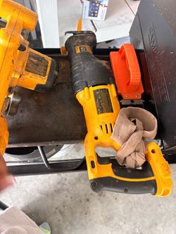 DeWalt 18V Cordless Reciprocating Saw