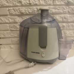 BLACK+DECKER Juice Extractor 10 oz Electric Juicer, White With booklet At Walmart $99 without tax I shared the picture