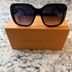 New LV Sunglasses 