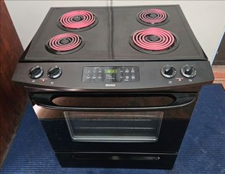🔥🔆♨️☆Kenmore☆♨️🔆🔥 Black Coil Stove in Great Working Order