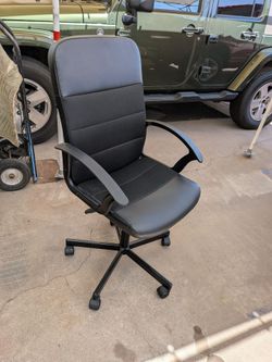 Like New Adjustable Office Chair