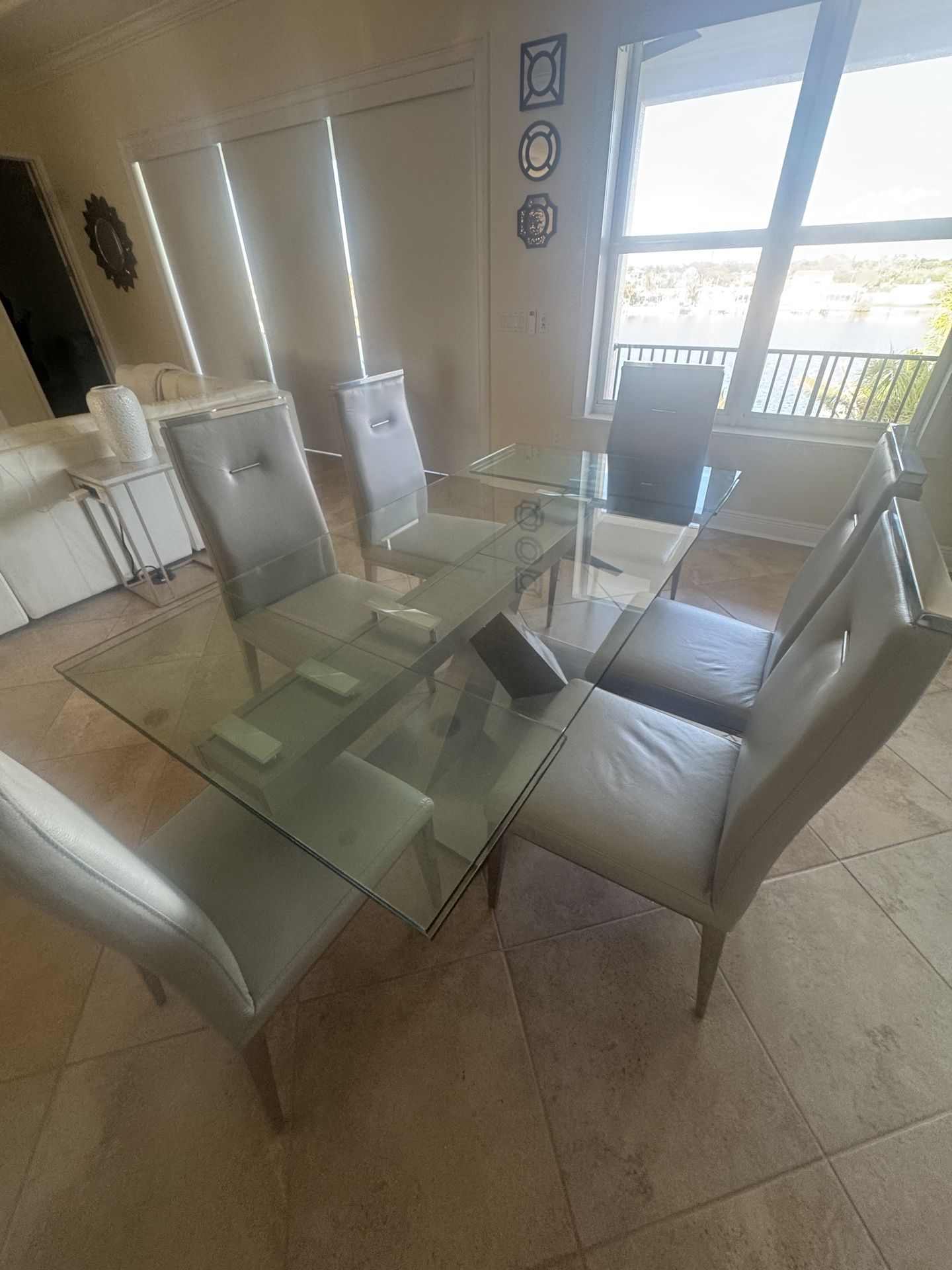 Eldorado Dining Room Set