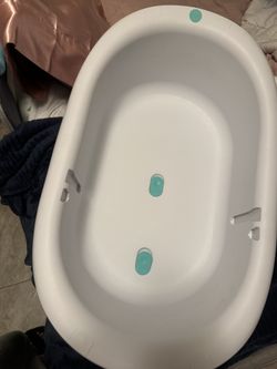 Used Frida Baby Tub