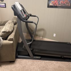Treadmill Space Saver Pro Form 545s for Sale in Portland OR OfferUp