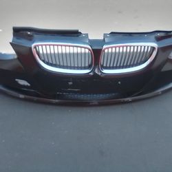 2007-2011 Bmw Coupe Front Bumper With Grills, Fog Lights, Amber Lights And Accessories Oem.
