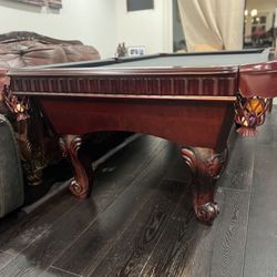 Elegant Pool Table With Everything Included