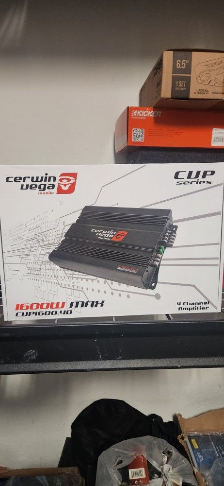 New!! Cerwin Vega 1600w 4ch Amplifier