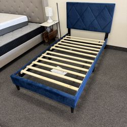 Twin Platform Bed Frame 