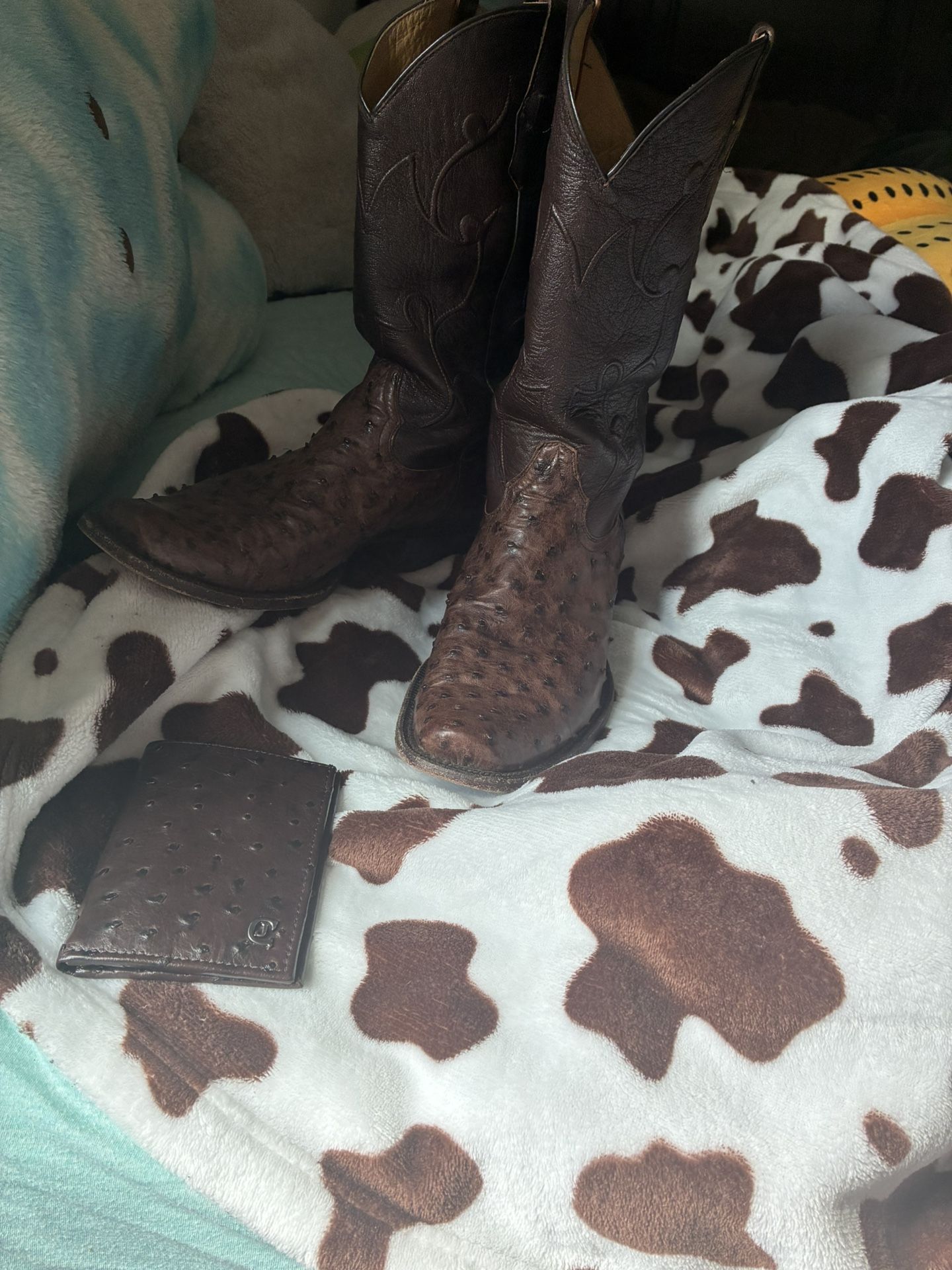 Matching Cody James Ostrich Skin Boots Size 10.5 EE And Wallet