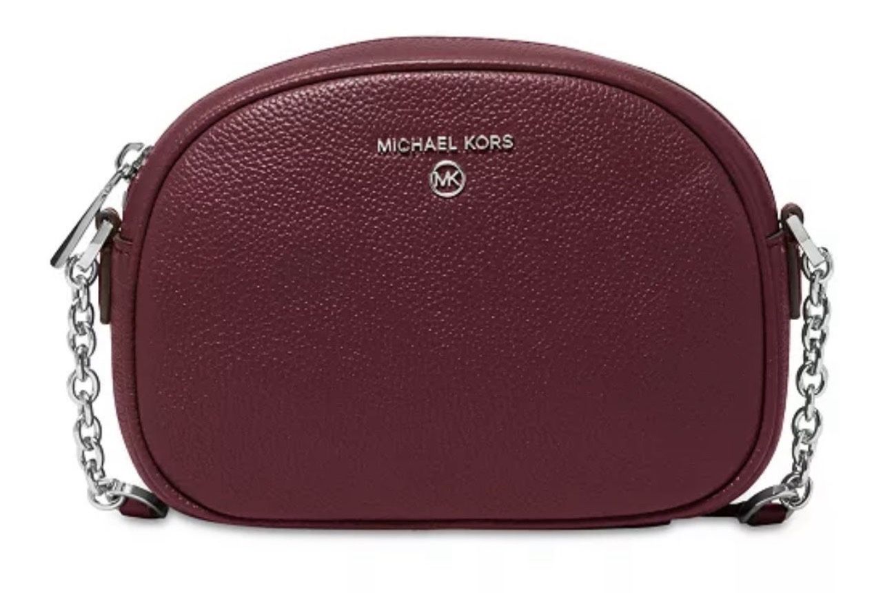 Michael Kors Jet Set Mini Camera Crossbody (color merlot)