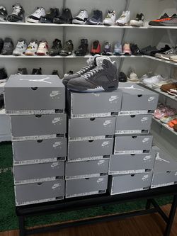 BRAND NEW AJ5 WOLF GREY ALL SIZES AVAILABLE @SOLEPRIORITYSJ 8.5M-13M & 5.5Y/7W-6.5Y/8W