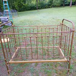 Wrought Iron Baby Bed 
