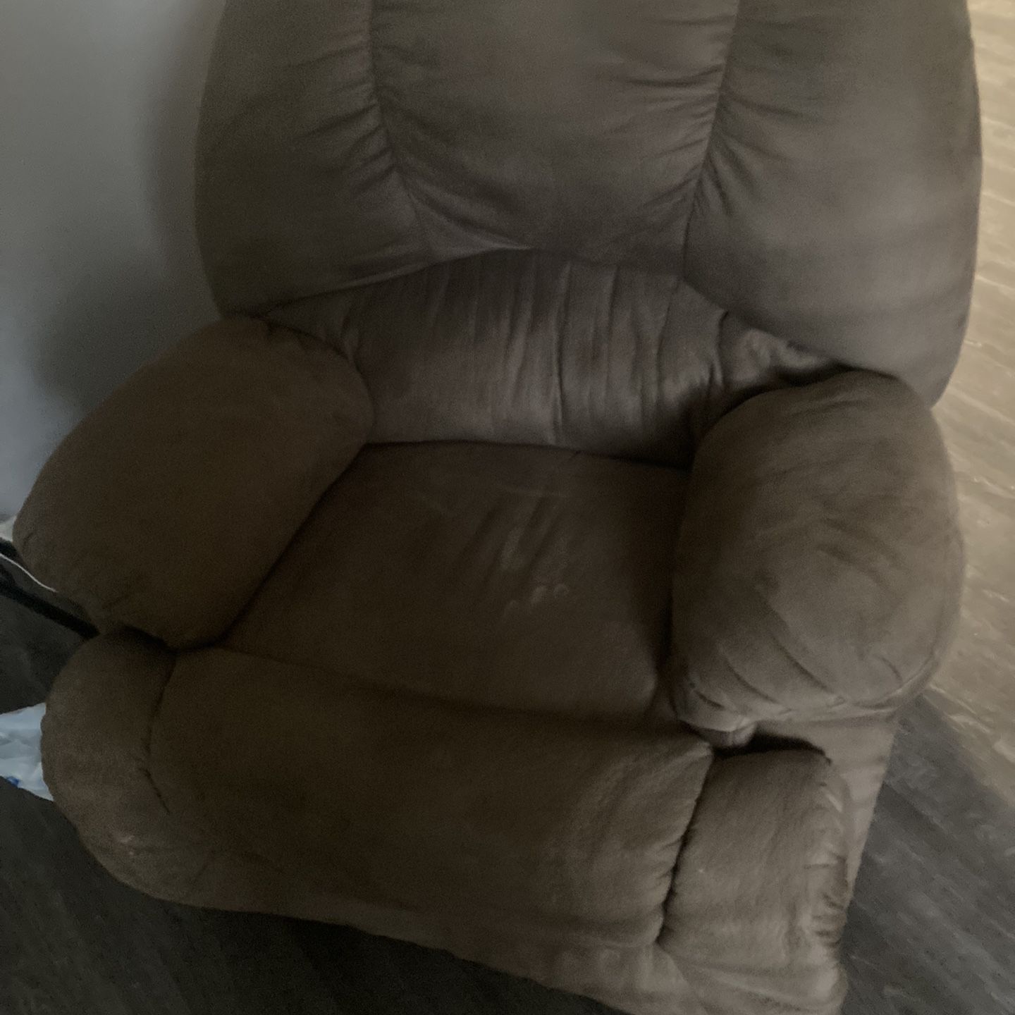 Leather Recliner (Pickup Only)