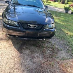 2004 Ford Mustang