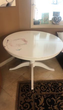 Arts and crafts heavy duty round table